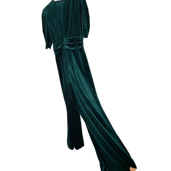 Vince Camuto Green Velvet V-Neck Wide Leg Jumpsuit Twist Front Size 12 - Picture 16 of 16